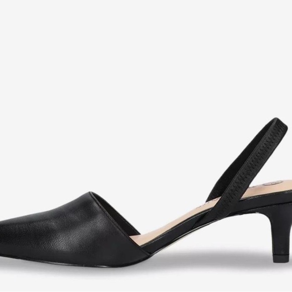 Elegant Black Slingback Heels - Picture 2 of 4